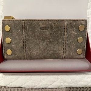 Hammitt 110 North in Pewter